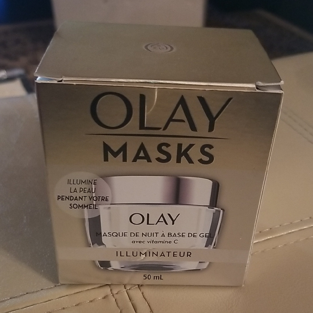 Olay Night Gel Mask with Vitamin C - Silver